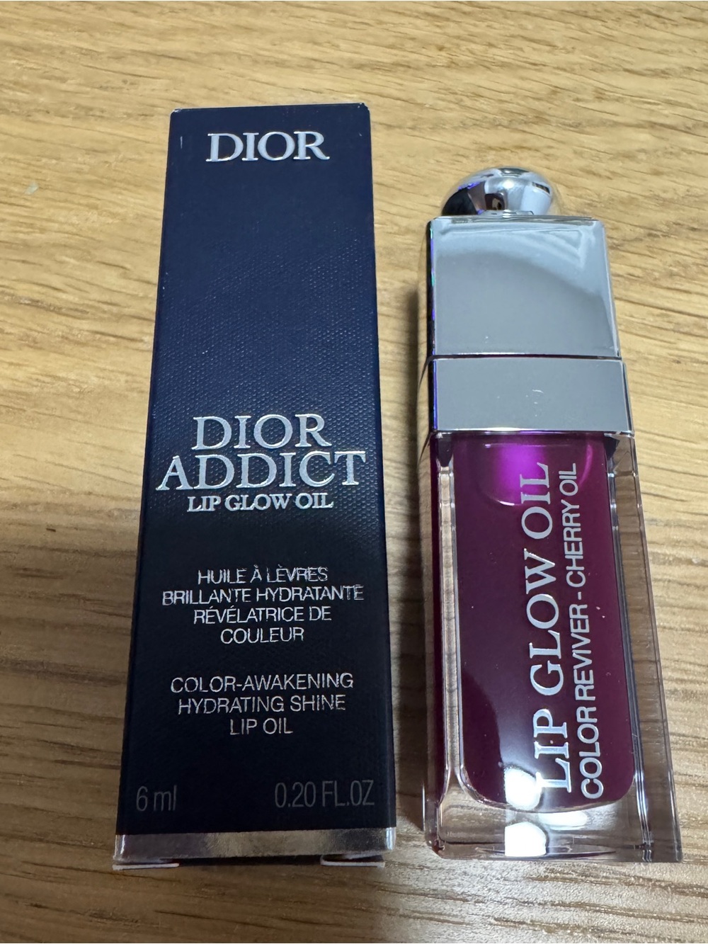 DIOR Lip Glow Oil Hydrating High-Shine in Berry